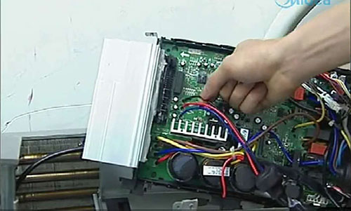 兴化美的空调电话是多少